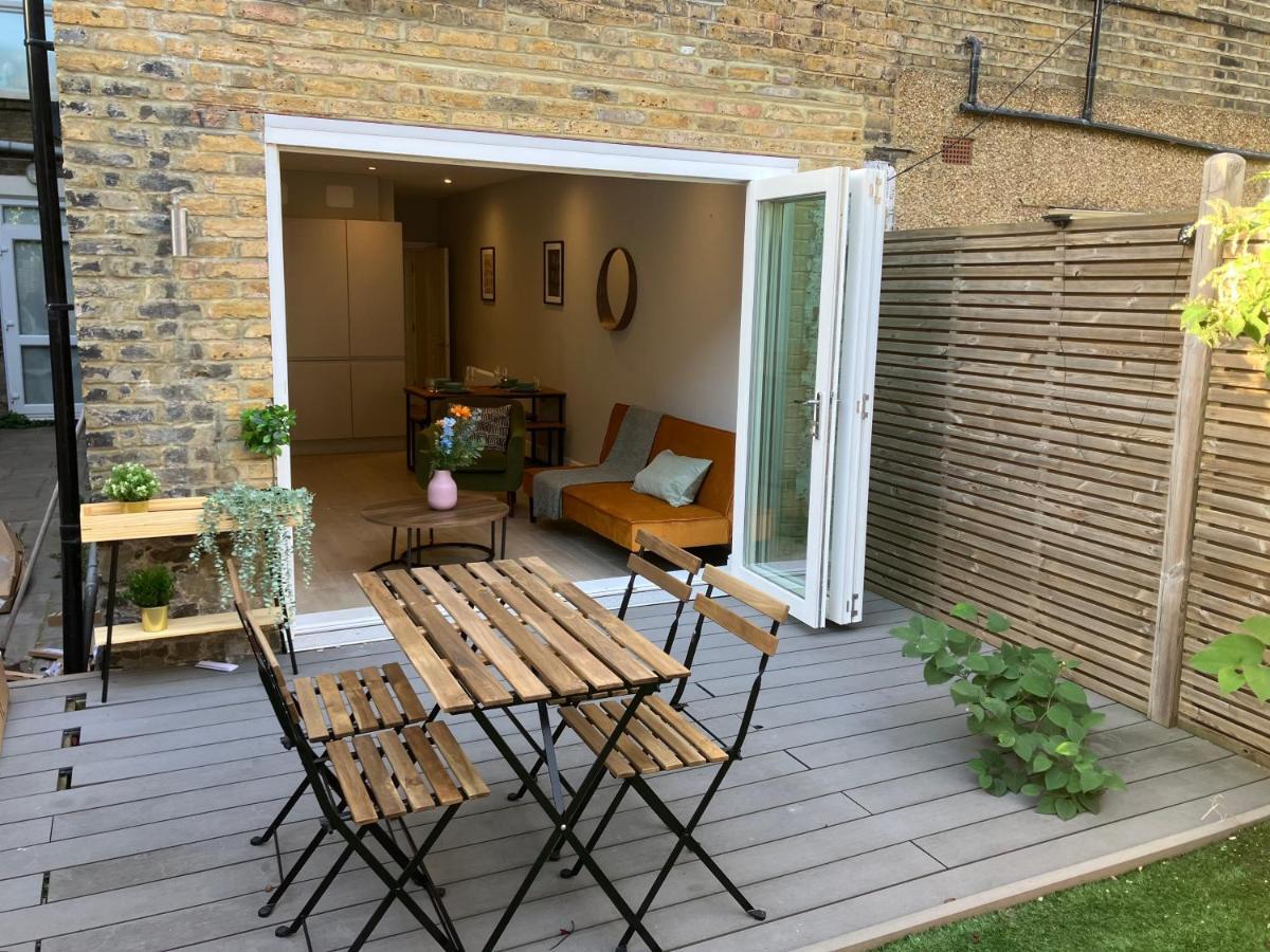 Spectacular 2 Bed Apartment With Lovely Terrace - 1 The Southwell 런던 외부 사진